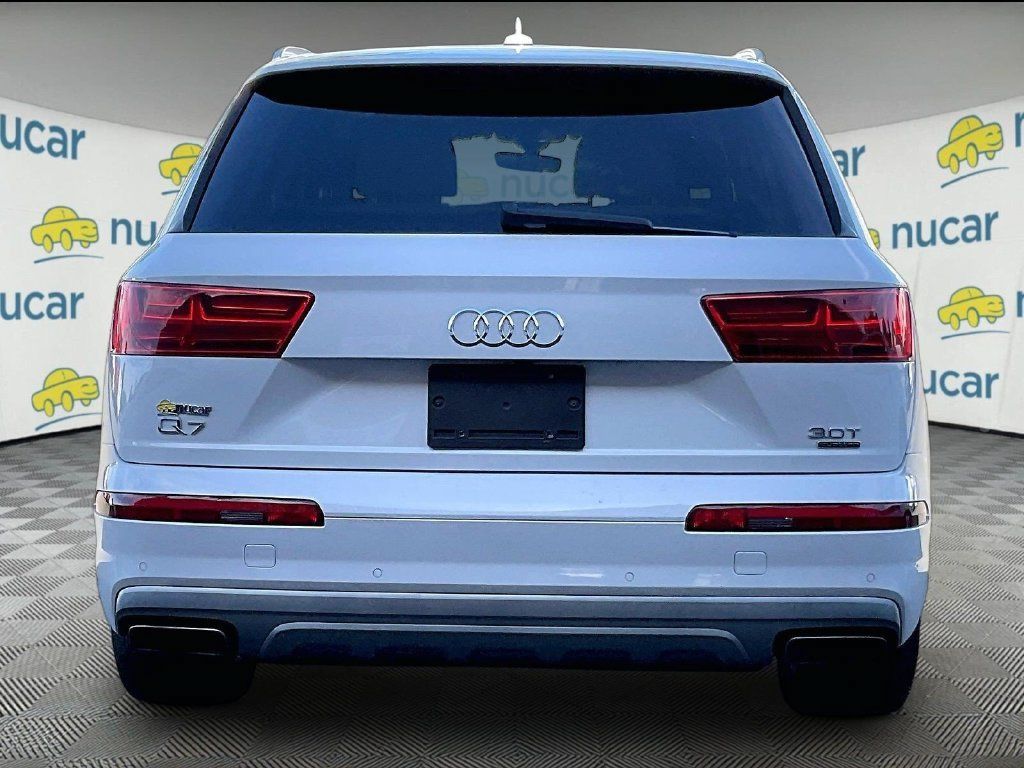 Used 2018 Audi Q7 3.0T Premium Plus w/ Premium Plus Package AWD/4WD image 5