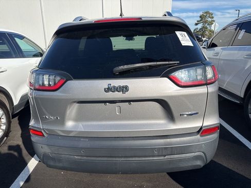 Used 2020 Jeep Cherokee Latitude image 4