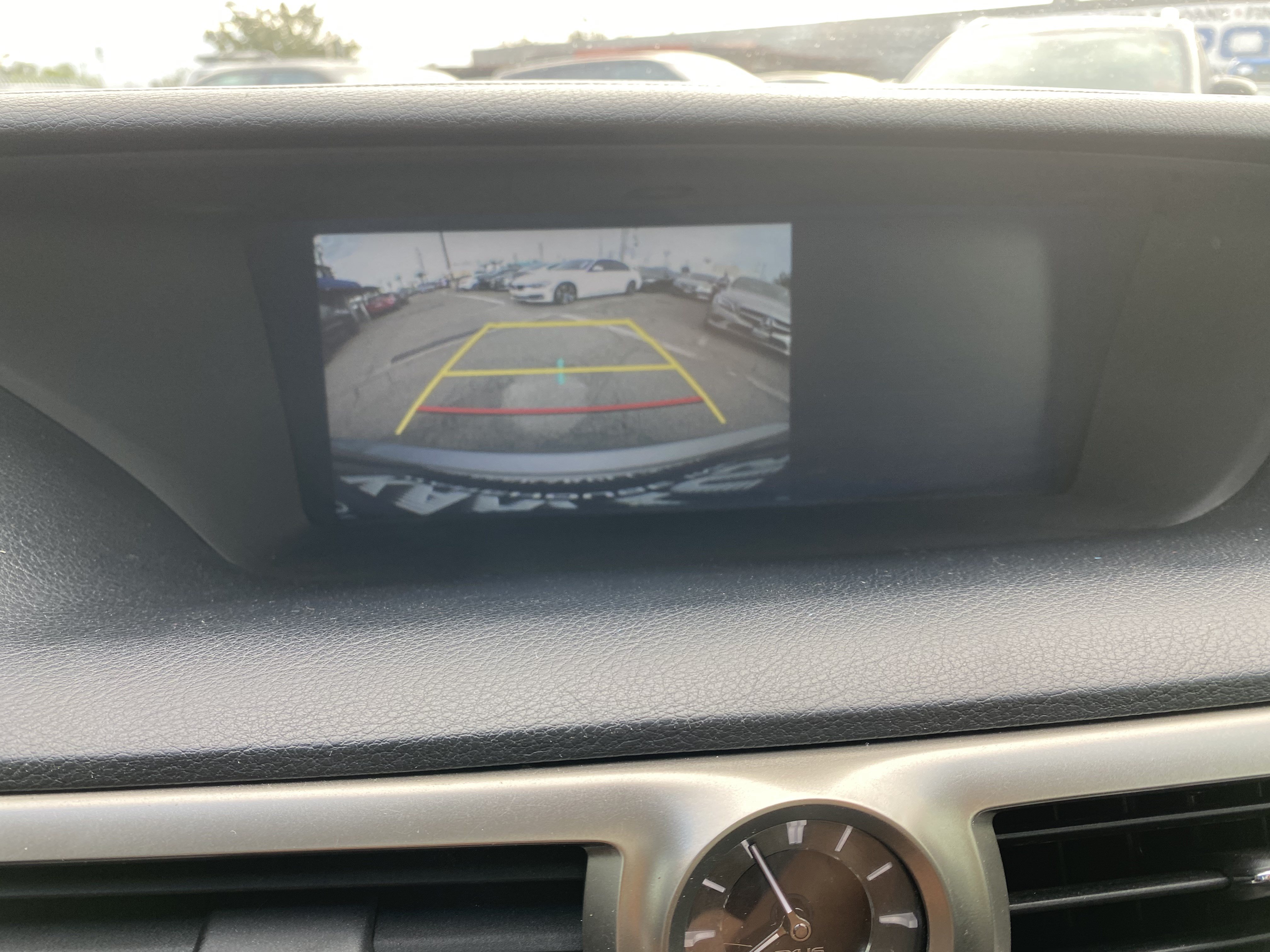 Used 2017 Lexus GS 200t w/ Premium Package RWD image 27