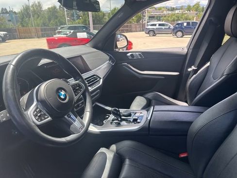 Used 2021 BMW X5 xDrive40i w/ M Sport Package AWD/4WD image 9