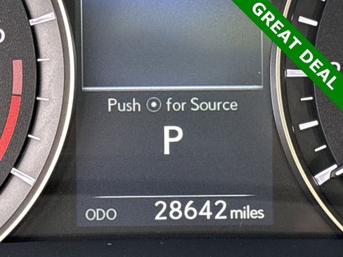 Used 2022 Lexus RX 350L Luxury image 16