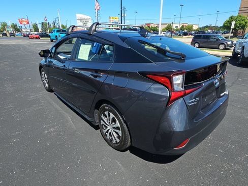 Used 2022 Toyota Prius XLE w/ Advanced Technology Package AWD/4WD image 5