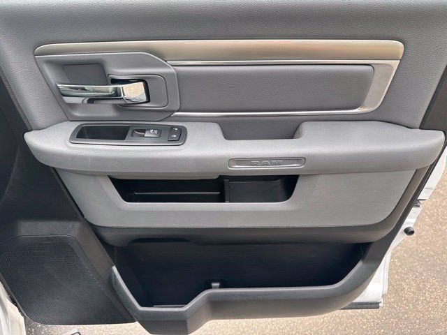 Used 2018 RAM 1500 Big Horn AWD/4WD image 27