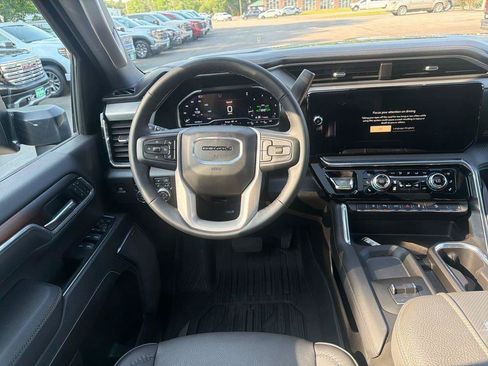 Certified 2025 GMC Sierra 2500 Denali w/ Technology Package AWD/4WD image 23