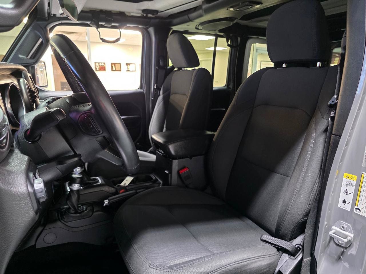 Used 2018 Jeep Wrangler Unlimited Sport S AWD/4WD image 15