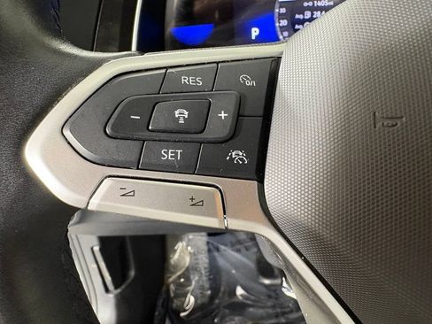 Used 2024 Volkswagen Jetta SE FWD image 24