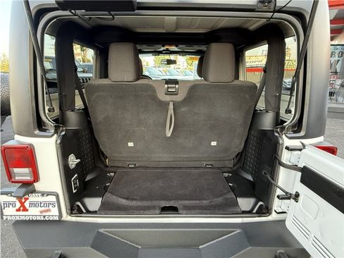 Used 2017 Jeep Wrangler Sport image 22