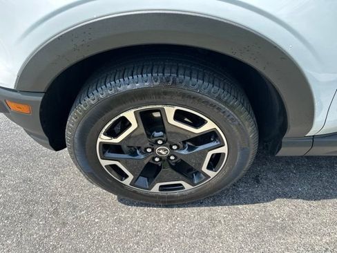 Used 2021 Ford Bronco Sport Outer Banks w/ Outer Banks Package AWD/4WD image 38