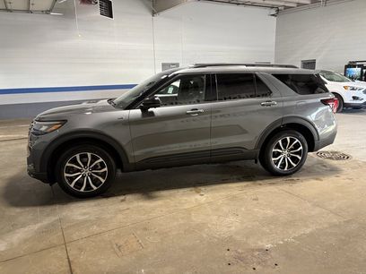 New 2026 Ford Explorer ST-Line