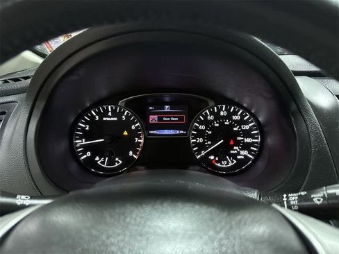 Used 2017 Nissan Altima 2.5 SV image 32