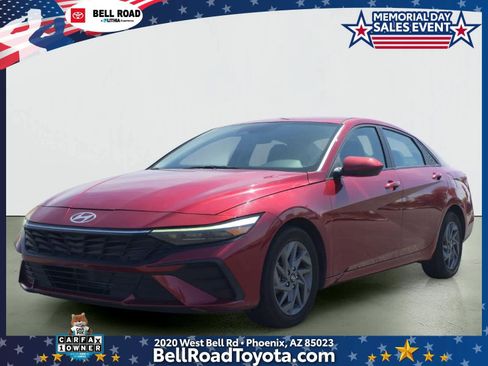 Used 2024 Hyundai Elantra SEL FWD image 1