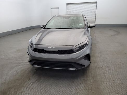 Used 2023 Kia Forte LXS FWD image 15