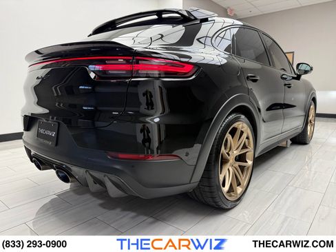 Used 2023 Porsche Cayenne Turbo GT image 36