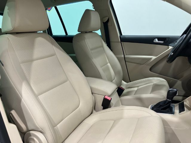 Used 2012 Volkswagen Tiguan S FWD image 19