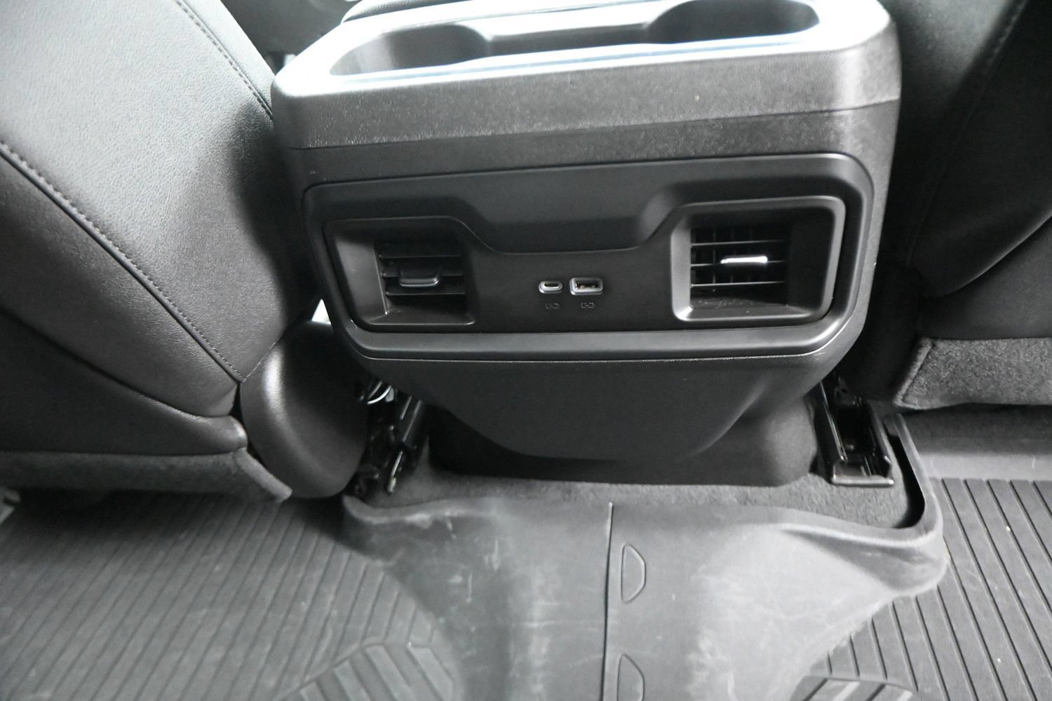 Used 2023 Chevrolet Silverado 1500 RST AWD/4WD image 10