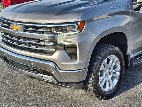 Used 2022 Chevrolet Silverado 1500 LTZ w/ LTZ Premium Package image 10