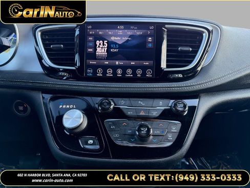 Used 2019 Chrysler Pacifica Limited w/ S Appearance Package image 25