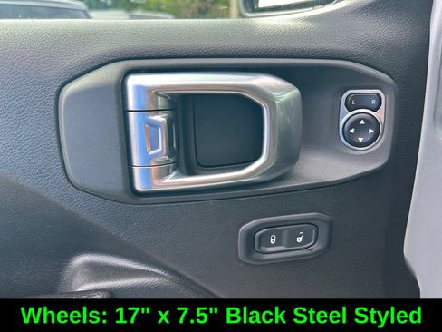 Used 2024 Jeep Wrangler Unlimited Sport AWD/4WD image 33