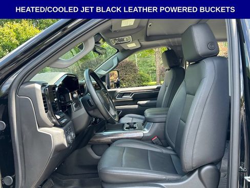 Used 2025 Chevrolet Silverado 2500 LTZ w/ Trail Boss Package AWD/4WD image 6