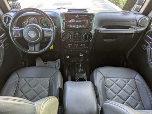Used 2018 Jeep Wrangler Unlimited Sport S AWD/4WD image 14
