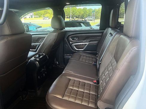 Used 2024 Nissan Titan Platinum Reserve w/ Moonroof Package AWD/4WD image 19