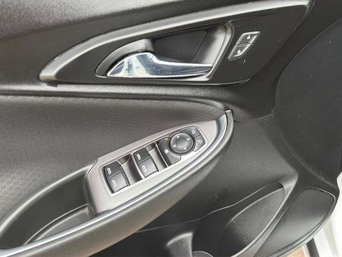 Used 2021 Chevrolet Malibu LT w/ Redline Edition image 23