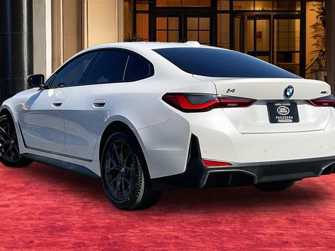 Used 2023 BMW i4 eDrive35 w/ Premium Package RWD image 11