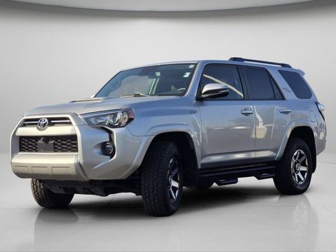 Used 2022 Toyota 4Runner TRD Off-Road Premium AWD/4WD image 20