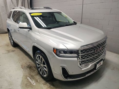 Used 2020 GMC Acadia Denali w/ Trailering Package image 5