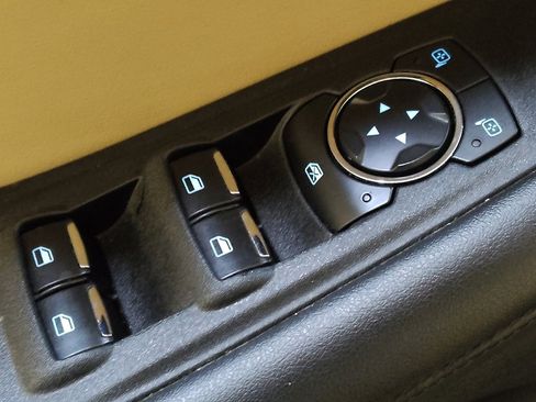 Used 2022 Ford Edge SEL w/ Convenience Package image 27