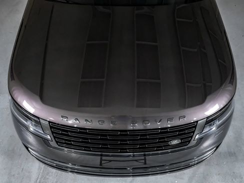 Used 2024 Land Rover Range Rover SE AWD/4WD image 39
