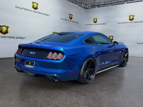 Used 2017 Ford Mustang GT w/ GT Performance Package RWD image 5