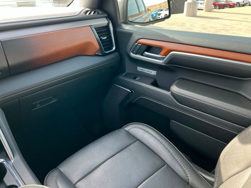 Used 2022 GMC Sierra 1500 Denali w/ Technology Package image 13