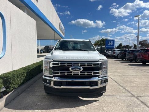 Used 2025 Ford F250 XLT AWD/4WD image 2