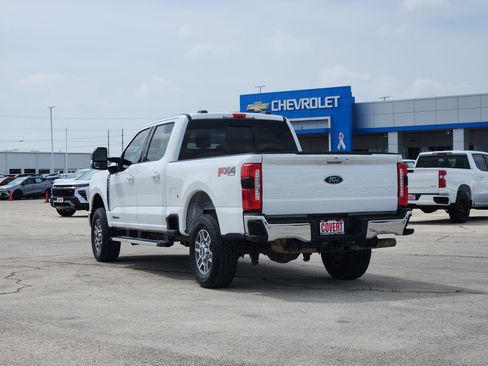 Used 2024 Ford F250 Lariat w/ FX4 Off-Road Package AWD/4WD image 5
