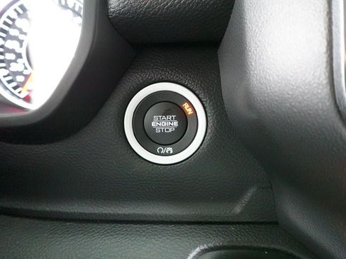 Used 2023 RAM 1500 Laramie AWD/4WD image 22