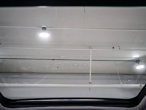 Used 2025 Mercedes-Benz GLE 350 4MATIC image 11