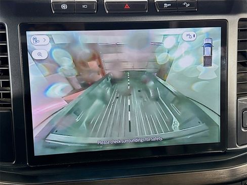 Used 2024 Ford F350 Lariat w/ Sport Appearance Package image 46