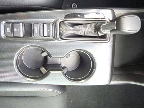 Used 2025 Honda Civic Sport image 17