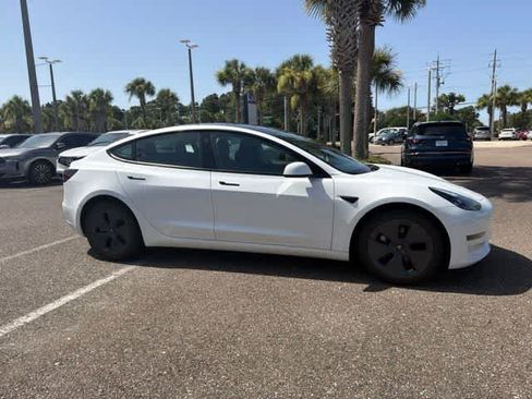 Used 2023 Tesla Model 3 Standard Range RWD image 11