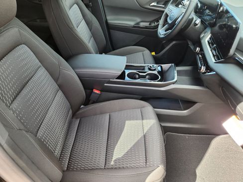 New 2026 Chevrolet Equinox LT w/ Midnight Edition FWD image 12