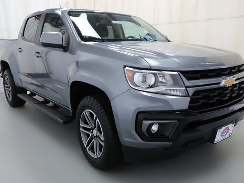 Certified 2021 Chevrolet Colorado LT w/ LT Convenience Package AWD/4WD image 17