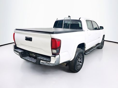 Used 2020 Toyota Tacoma SR5 image 9