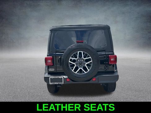 Certified 2025 Jeep Wrangler Unlimited Sahara AWD/4WD image 6