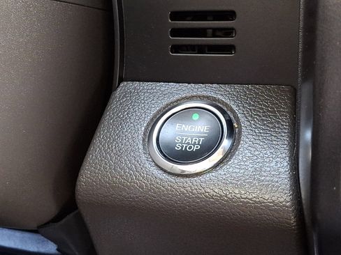 Used 2021 Ford Expedition Max Limited image 25