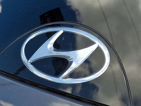 Certified 2023 Hyundai Tucson SEL AWD/4WD image 30