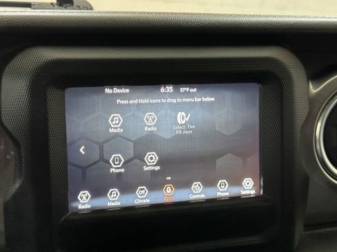 Certified 2021 Jeep Gladiator Overland w/ Cold Weather Group image 46