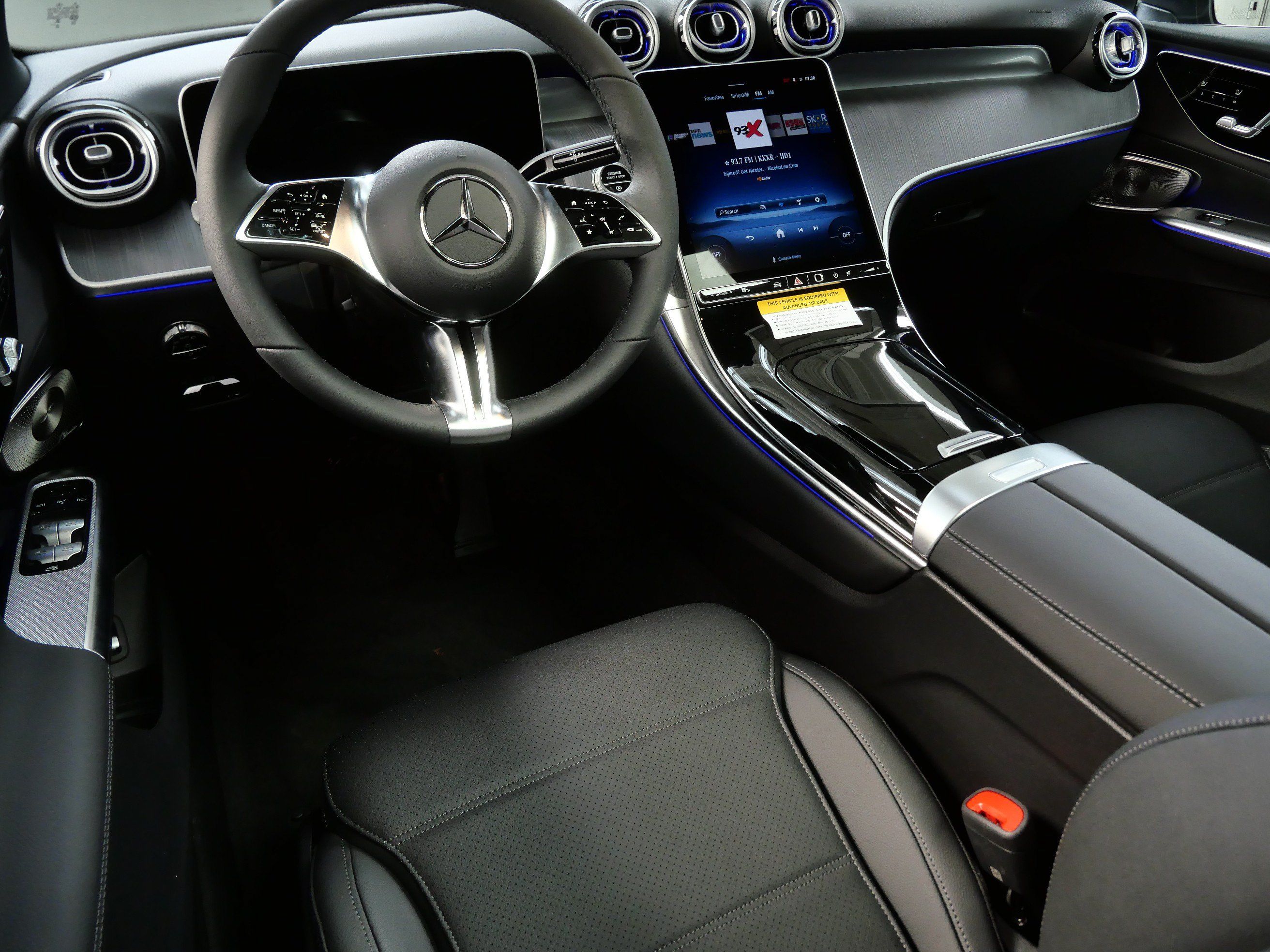 New 2026 Mercedes-Benz GLC 300 4MATIC image 2