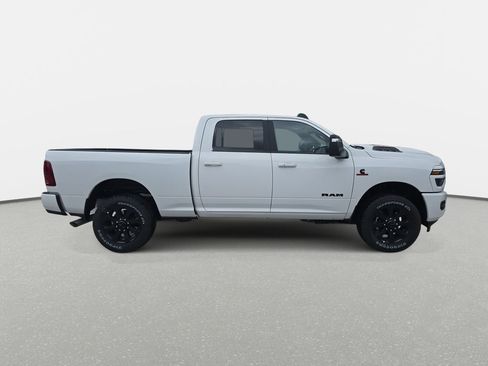 New 2025 RAM 2500 Laramie w/ Night Edition AWD/4WD image 4