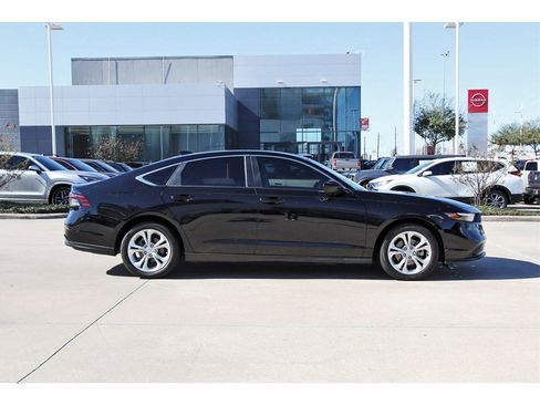 Used 2024 Honda Accord LX image 7